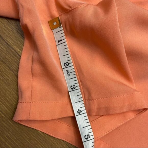 New Kit and Ace Bike to Office Silk Short Relaxed Fit Women Size 10 - Picture 7 of 11